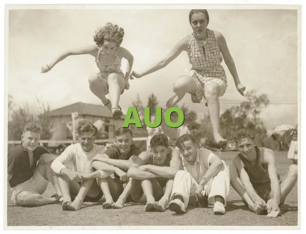 AUO
